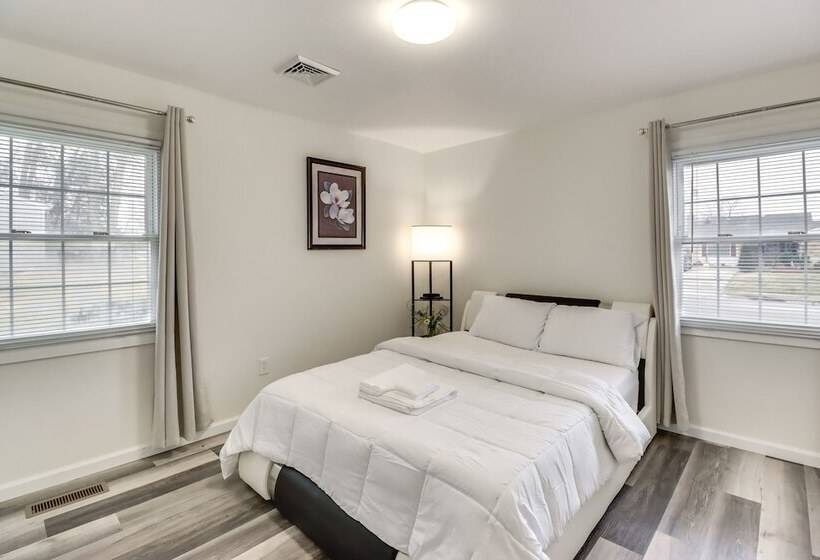 Family Friendly Home In Bowie W/ Fenced Yard!