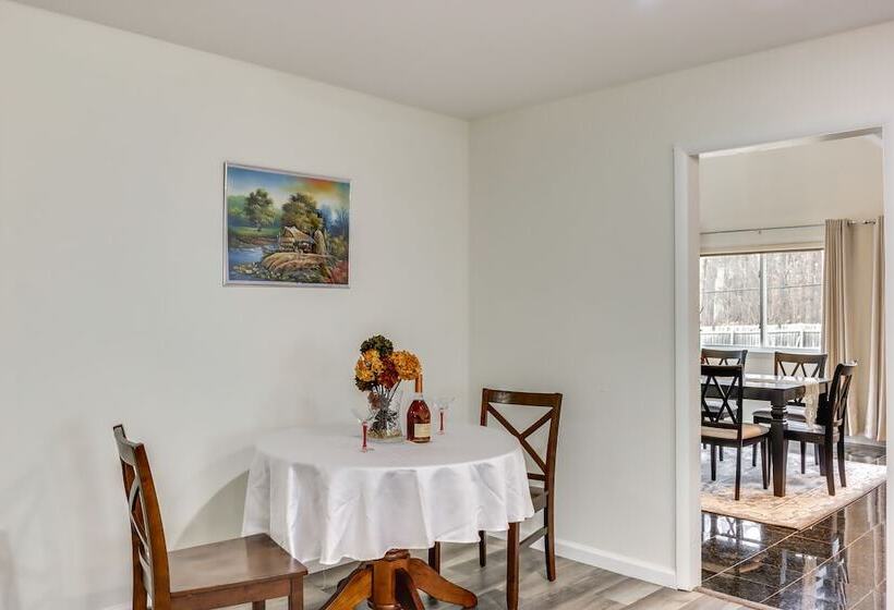 Family Friendly Home In Bowie W/ Fenced Yard!