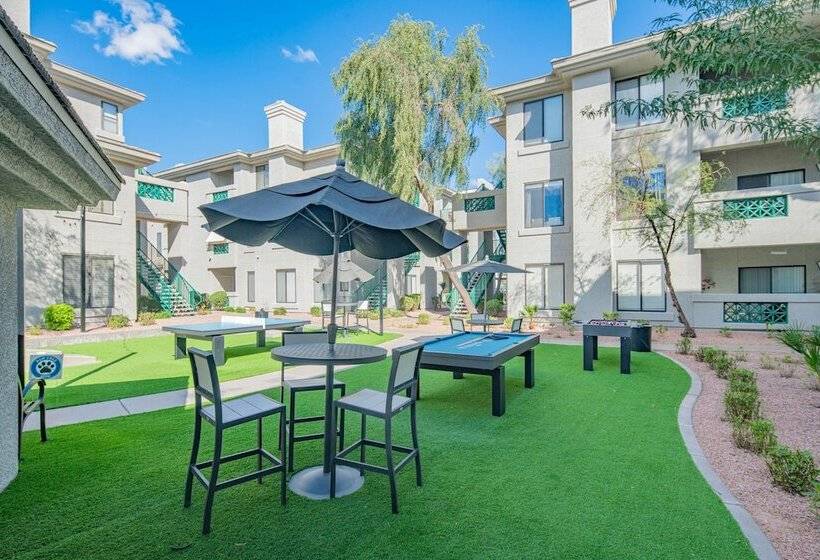 Golf View Oasis: Serenity + Tranquility + Walkability 244