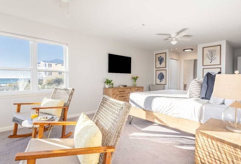 Gulf Front, Walk To Rosemary Beach, 5br, Gazebo Paradise On Park By Avantstay