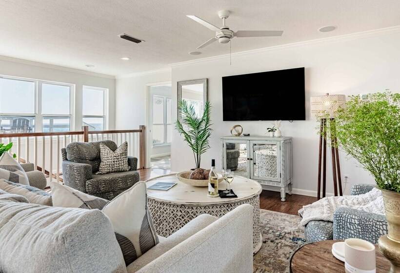 Gulf Front, Walk To Rosemary Beach, 5br, Gazebo Paradise On Park By Avantstay