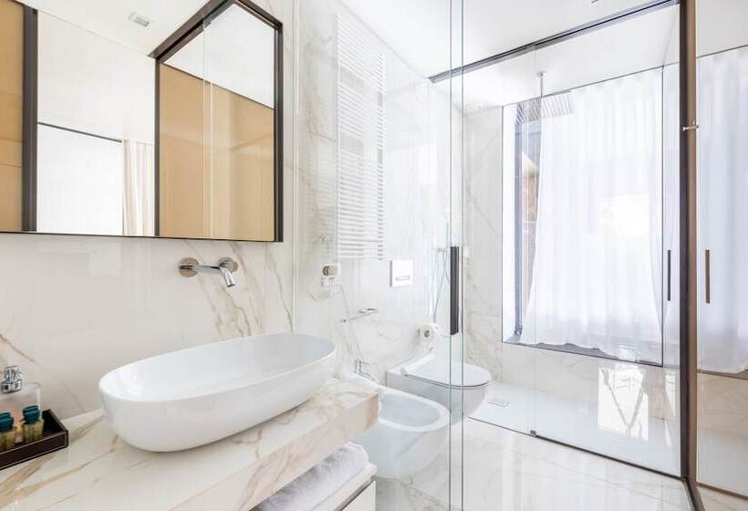 مسافرخانه Nj Hotels San Pietro All Orto 6 Milano