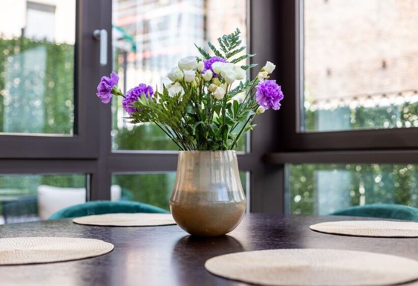 مسافرخانه Nj Hotels San Pietro All Orto 6 Milano