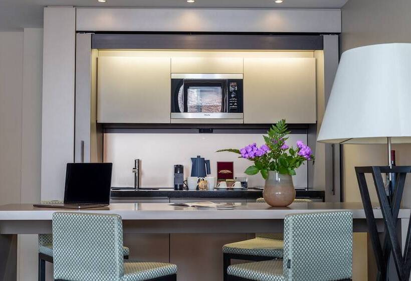 مسافرخانه Nj Hotels San Pietro All Orto 6 Milano