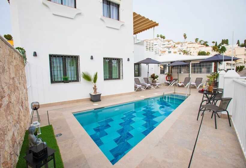 مسافرخانه Boutique Rooms Playa Burriana