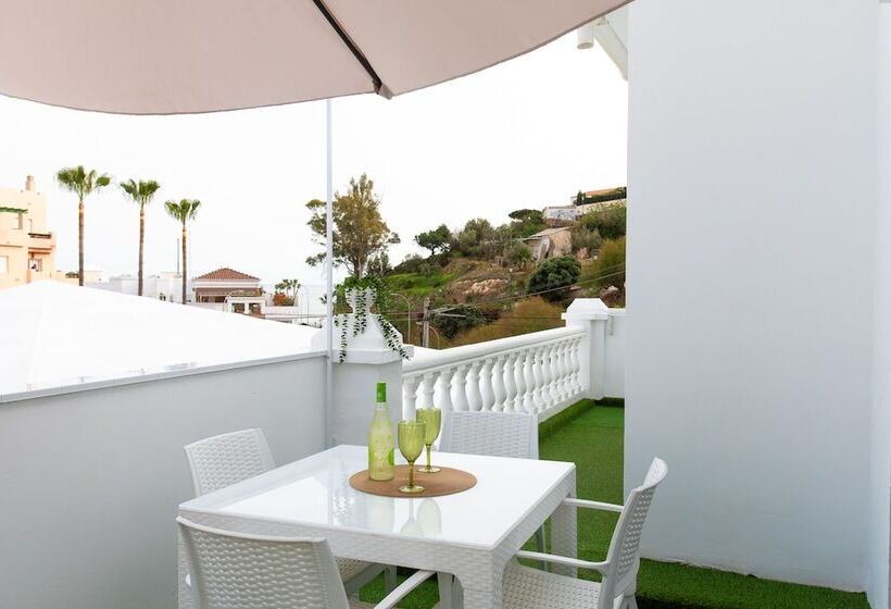 مسافرخانه Boutique Rooms Playa Burriana