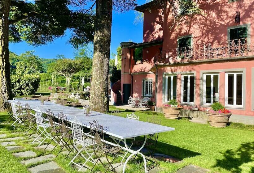 فندق فئة نجمة واحدة Burlamacchi Villas