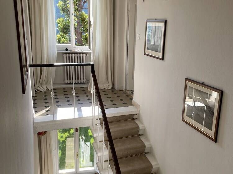 فندق فئة نجمة واحدة Burlamacchi Villas