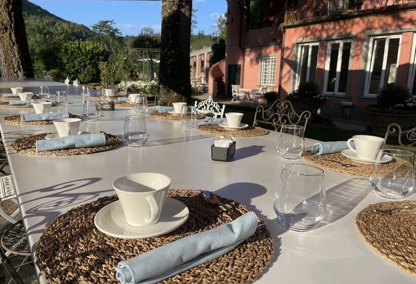 فندق فئة نجمة واحدة Burlamacchi Villas