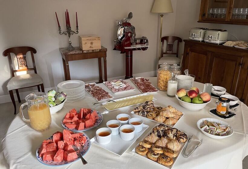 فندق فئة نجمة واحدة Burlamacchi Villas