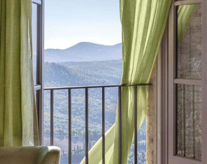 פונדק Monteverdi Tuscany