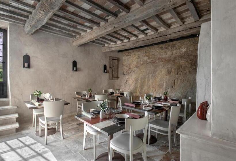 פונדק Monteverdi Tuscany