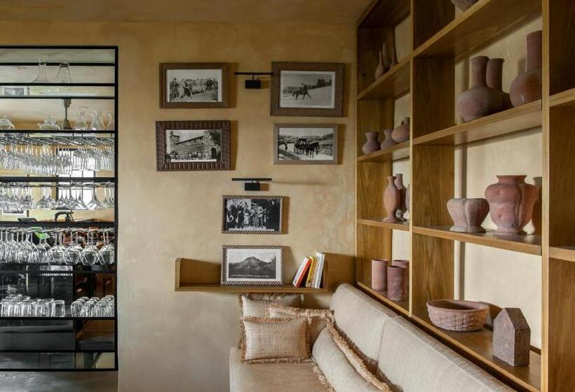 פונדק Monteverdi Tuscany