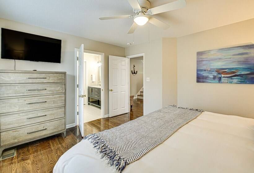 Hot Springs Lakefront Home W/ Dock & Water Views!