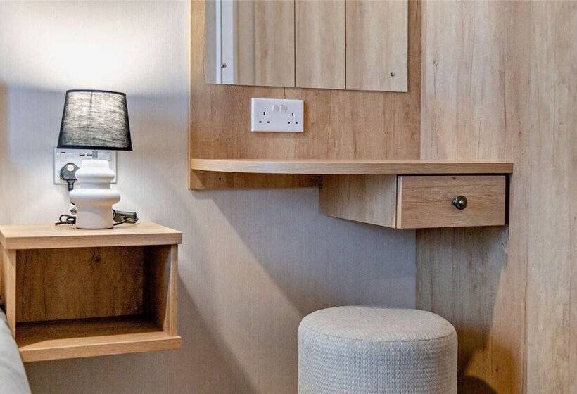 ホテル 2 Bed 6 Berth Lodge In Shorefield Oakdene Dorset