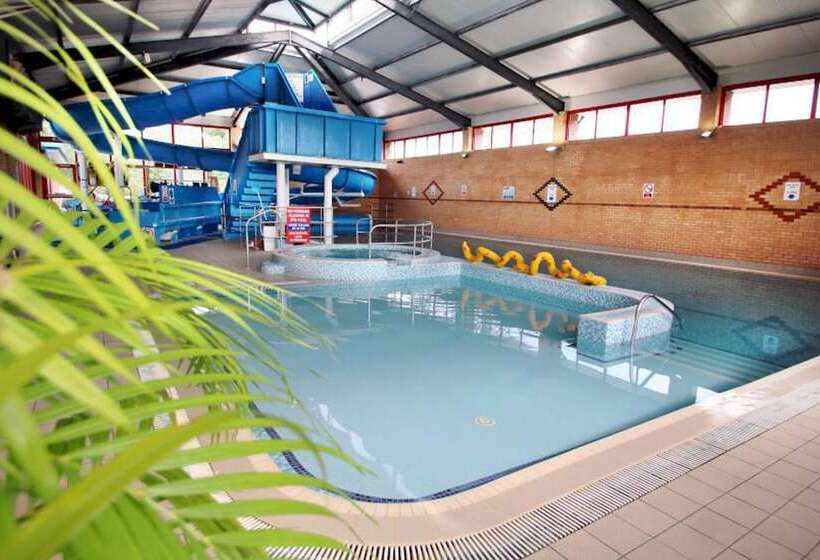 ホテル 2 Bed 6 Berth Lodge In Shorefield Oakdene Dorset