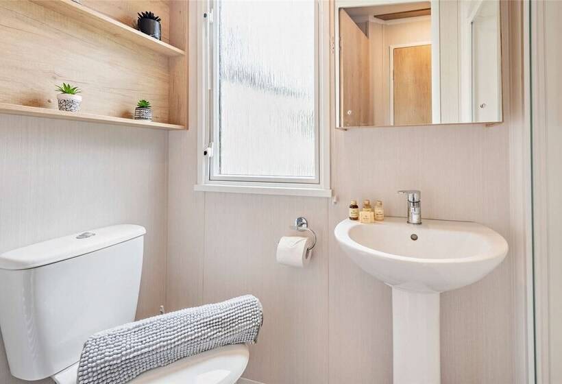 酒店 2 Bed 6 Berth Lodge In Shorefield Oakdene Dorset