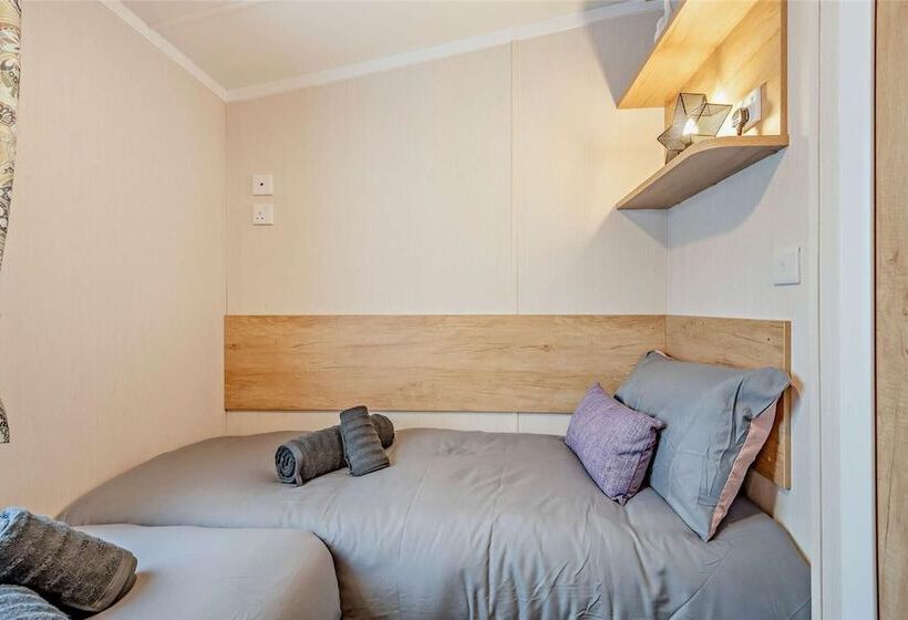 ホテル 2 Bed 6 Berth Lodge In Shorefield Oakdene Dorset