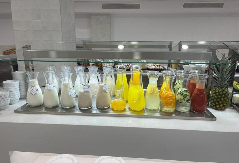 هتل Ahoi! Urban Beach