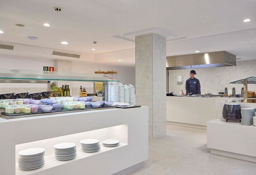 هتل Ahoi! Urban Beach