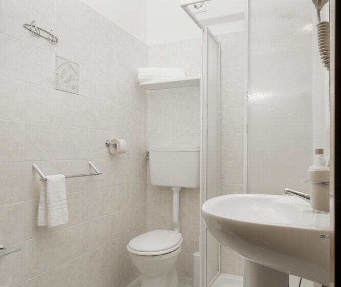 בית מלון כפרי Altevie