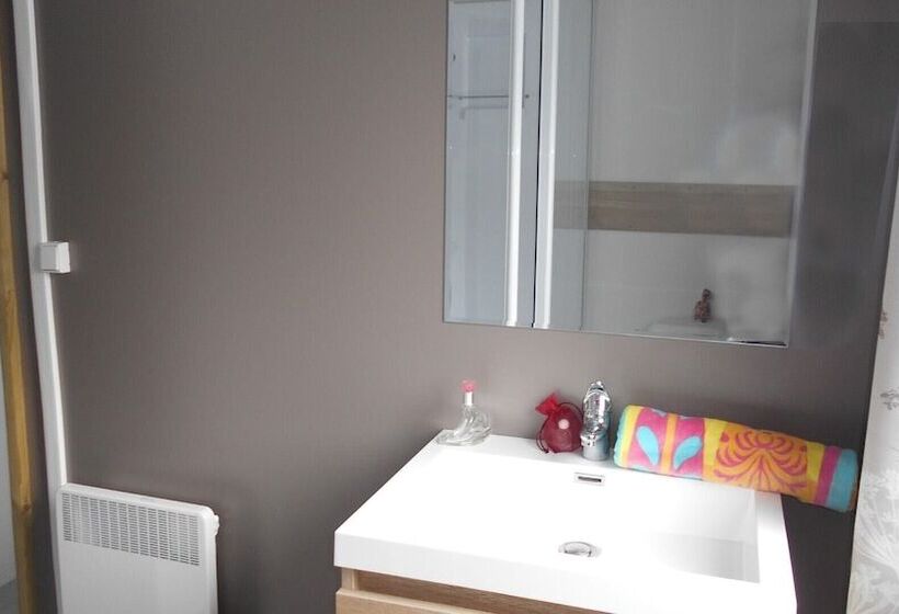 ホテル Camping Tikayan Saint Clair