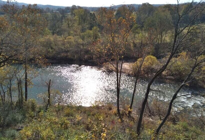 فندق Carlton Marion Inn