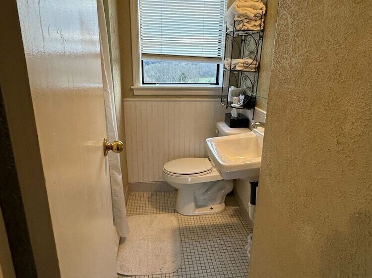 فندق Carlton Marion Inn