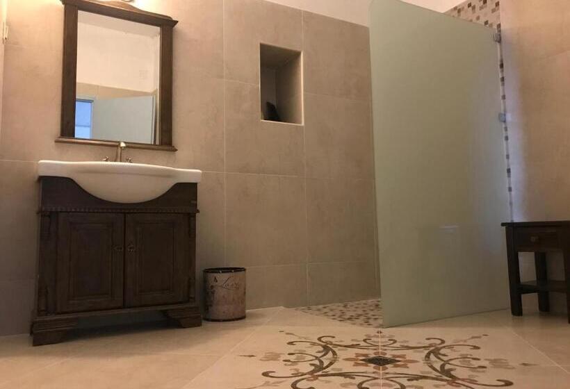 בית מלון כפרי Castlerizaraki