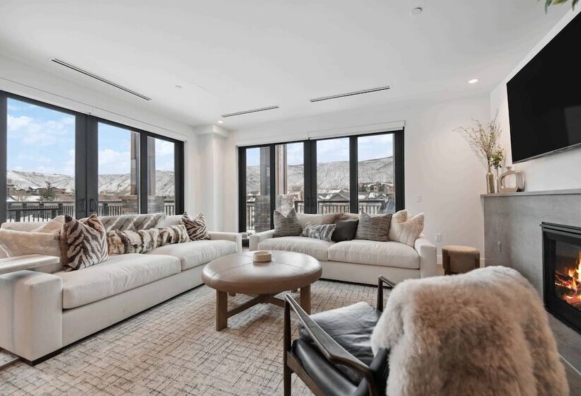 בית מלון כפרי Frontgate By Ewh