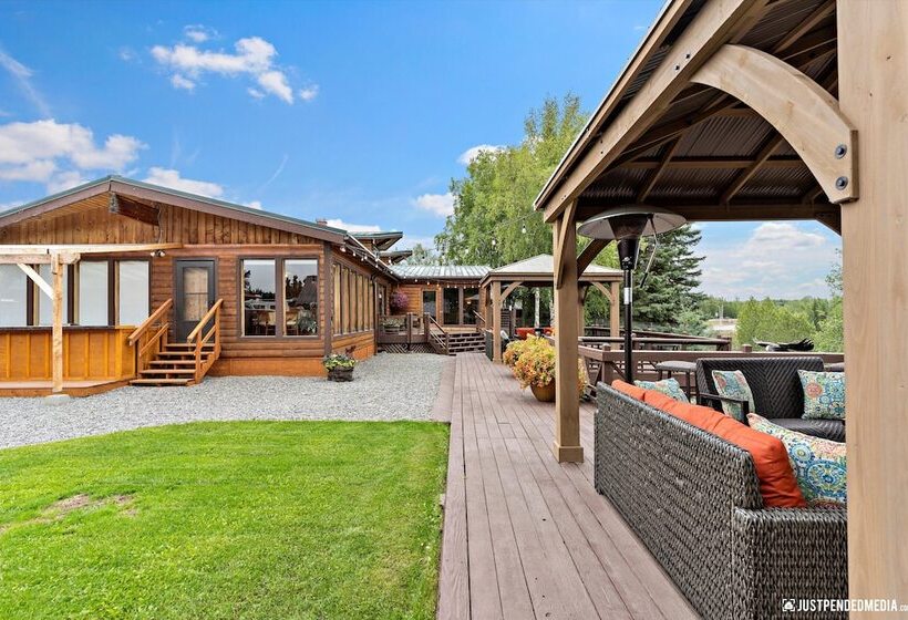 Отель Great Alaska Adventure Lodge