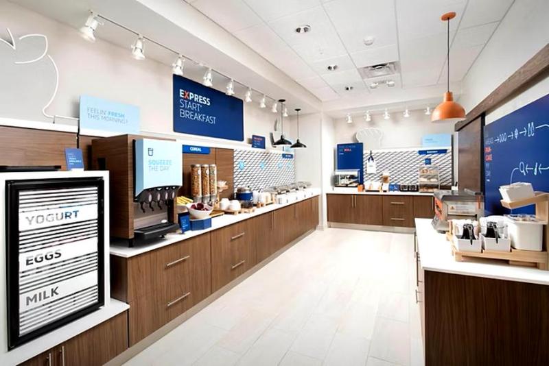 ホテル Holiday Inn Express Columbus Northeast By Ihg