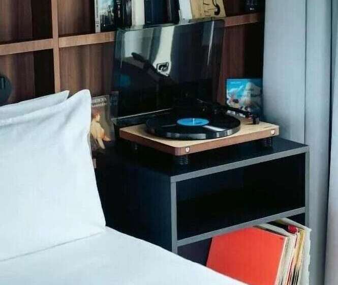 酒店 Jost Hôtel Lille Centre