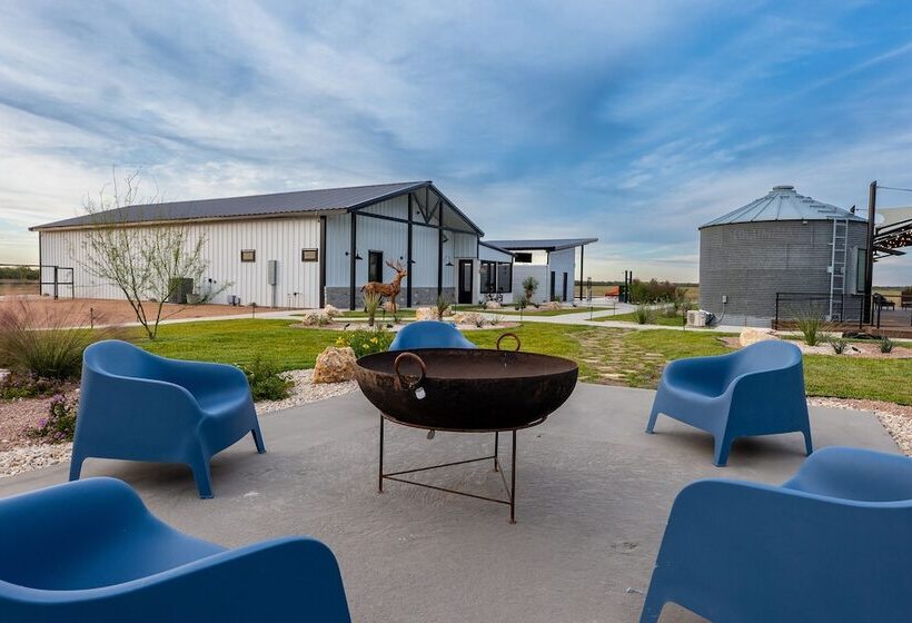 Отель La Rivera Experience Resort