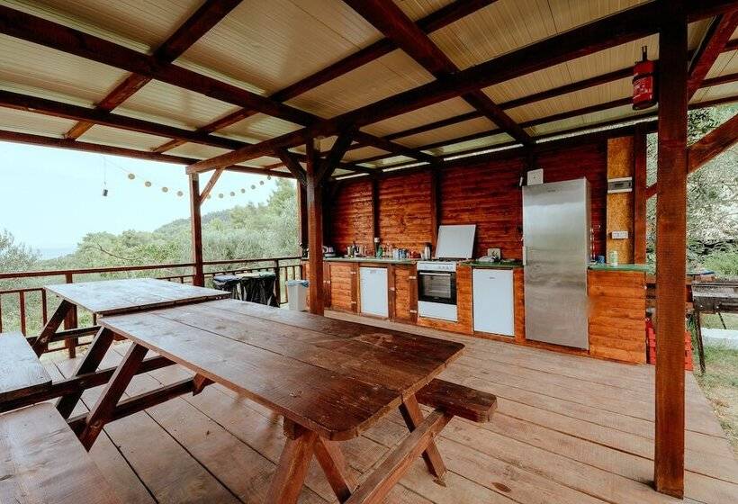 فندق Ljubac Glamping Belltent Robinson