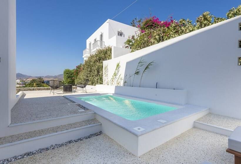 בית מלון כפרי Manesis Suites