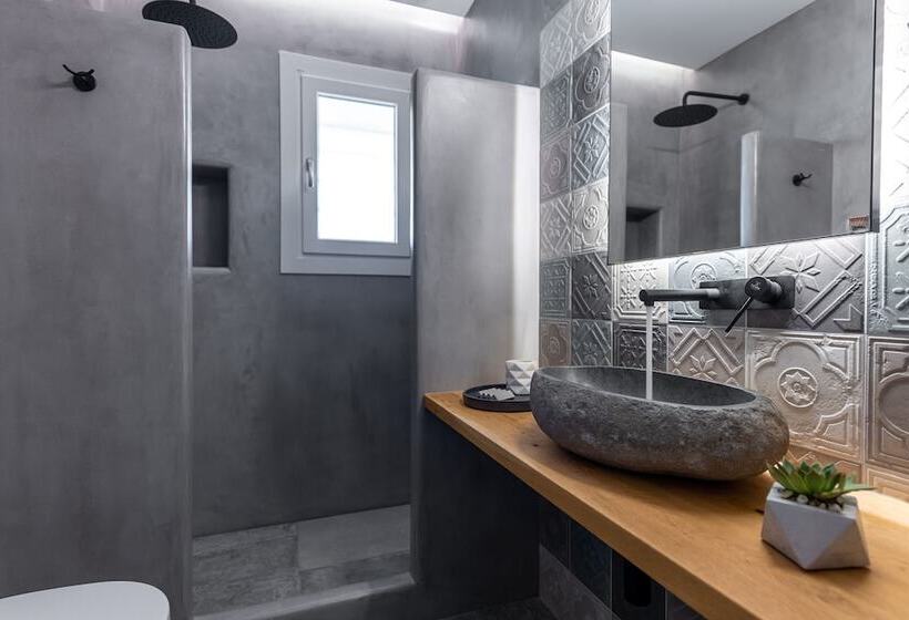 酒店 Manesis Suites