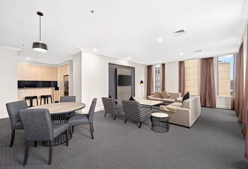 호텔 Melbourne City Suites