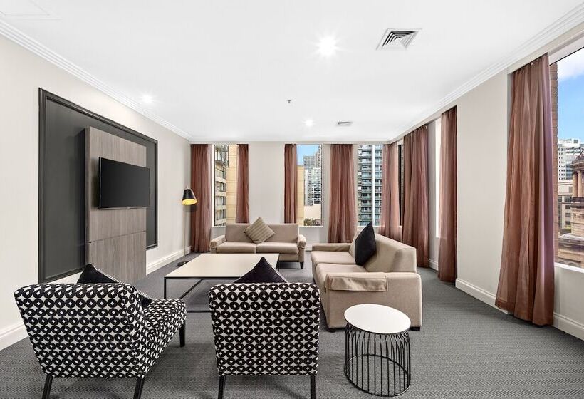 호텔 Melbourne City Suites