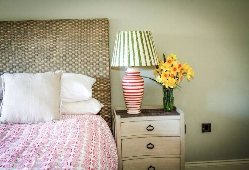 فندق Nest Farmhouse