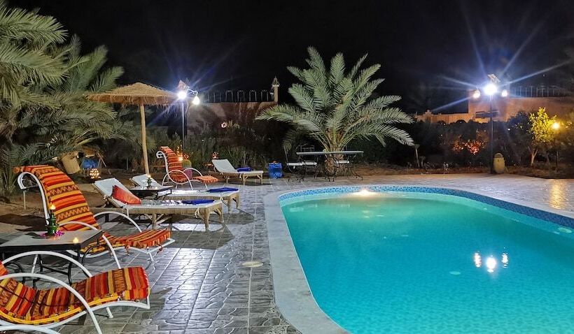 호텔 Oasis Tilogui