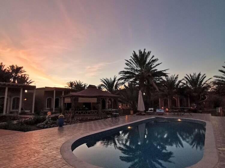 هتل Oasis Tilogui