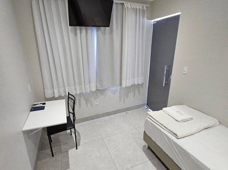 בית מלון כפרי Polastrelli