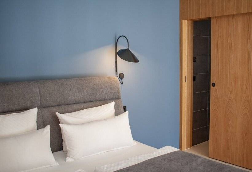 בית מלון כפרי Project June