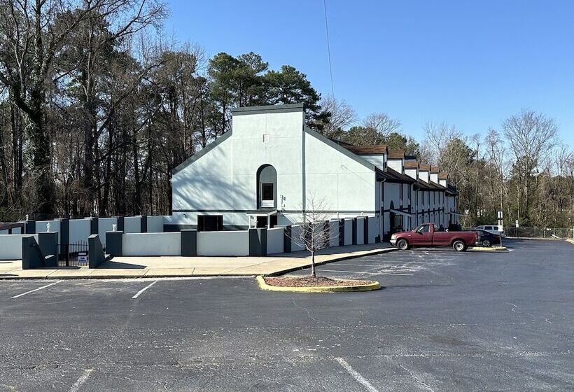 فندق Hometowne Studios By Red Roof Richmond, Va W Broad St