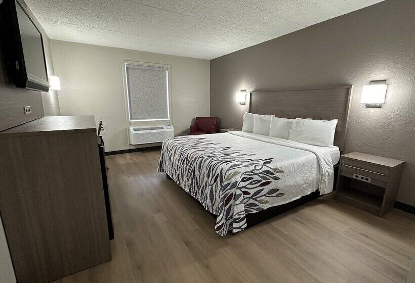 فندق Hometowne Studios By Red Roof Richmond, Va W Broad St