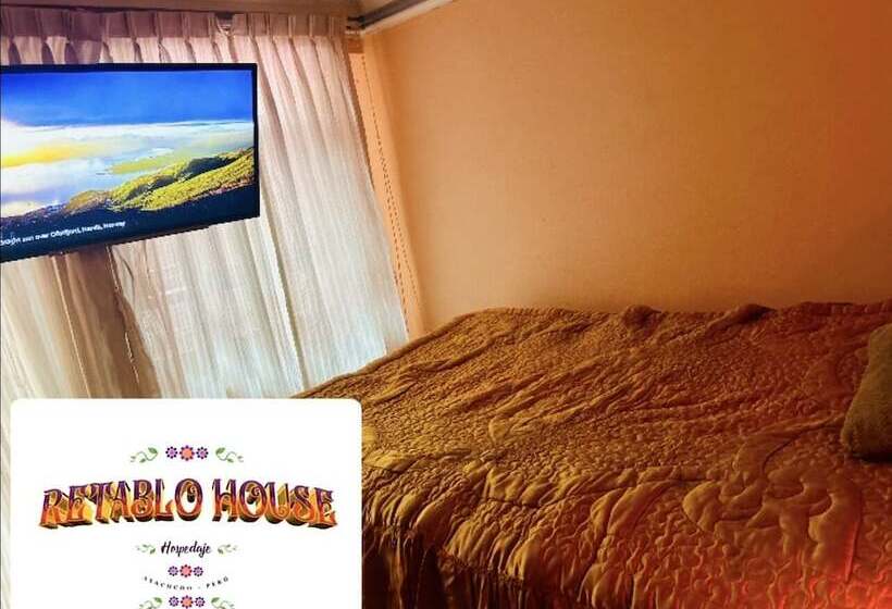 هتل Retablo House