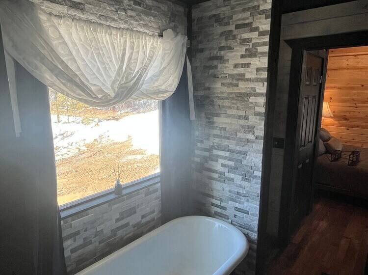 فندق ريفى Majestic Mountain Ranch