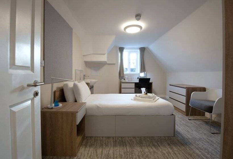 ホテル Selwyn College, Cambridge