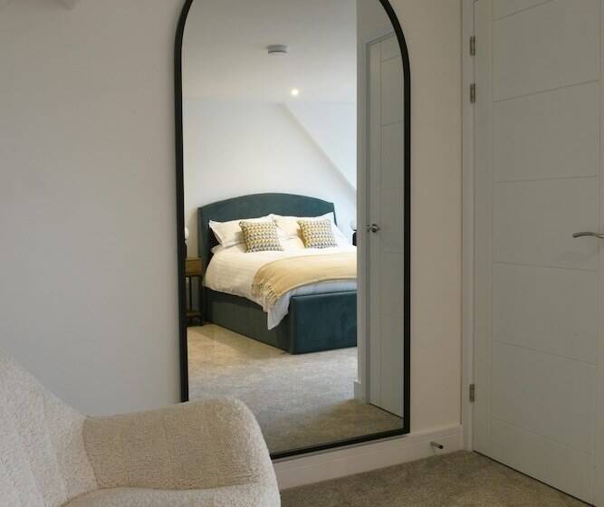 Отель Station Road